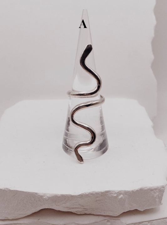 Serpent ring